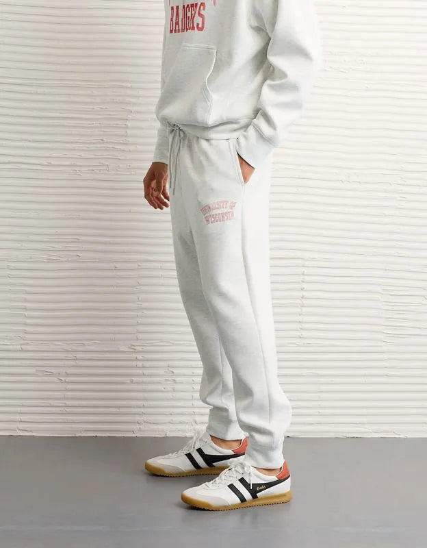 AE 24/7 Wisconsin Badgers Graphic Jogger