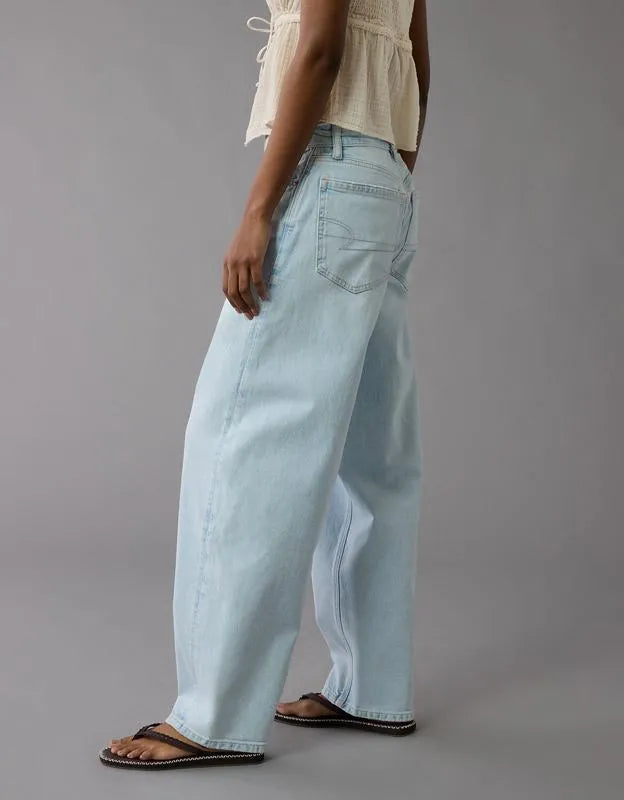 AE Strigid Low-Rise Baggy Barrel Jean