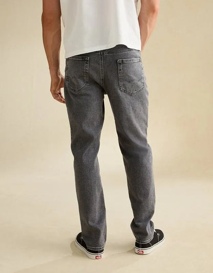 AE Slim Straight Jean