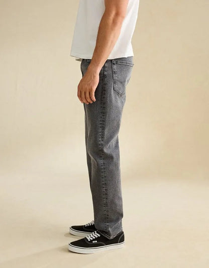 AE Slim Straight Jean