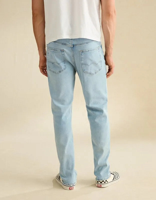 AE Slim Straight Jean