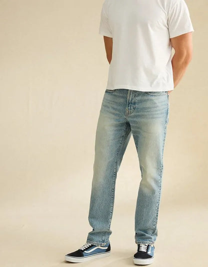 AE Slim Straight Jean