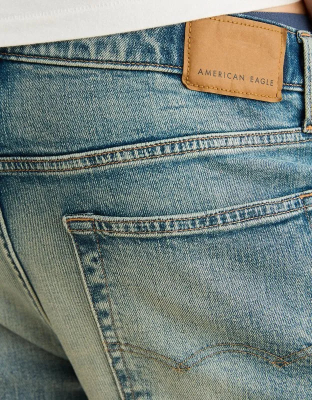 AE Slim Straight Jean