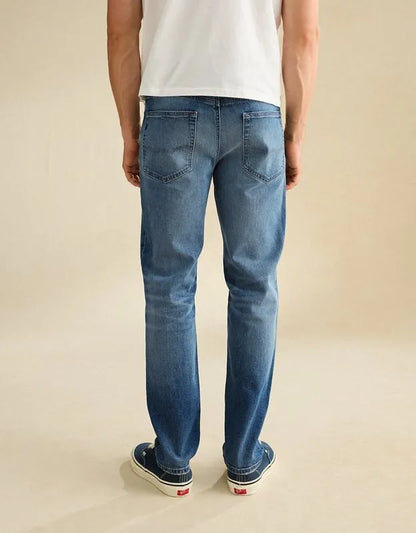 AE Slim Straight Jean