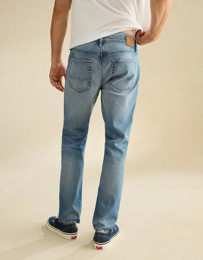 AE Slim Straight Jean