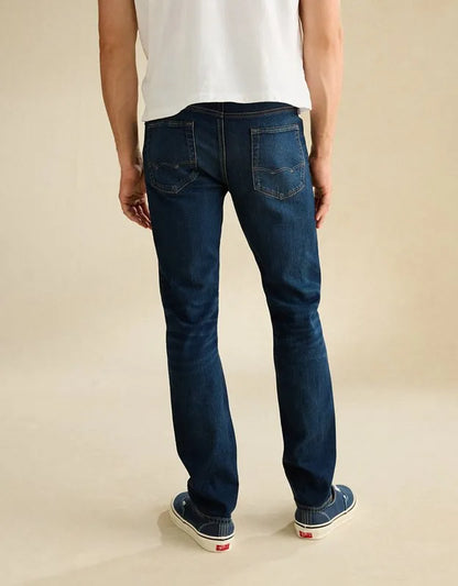 AE Slim Jean