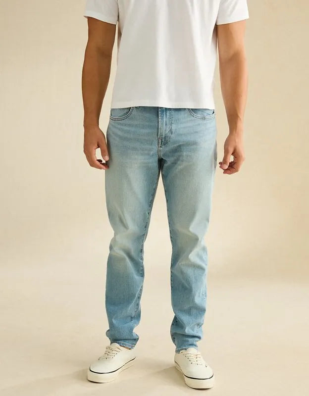 AE Athletic Fit Jean