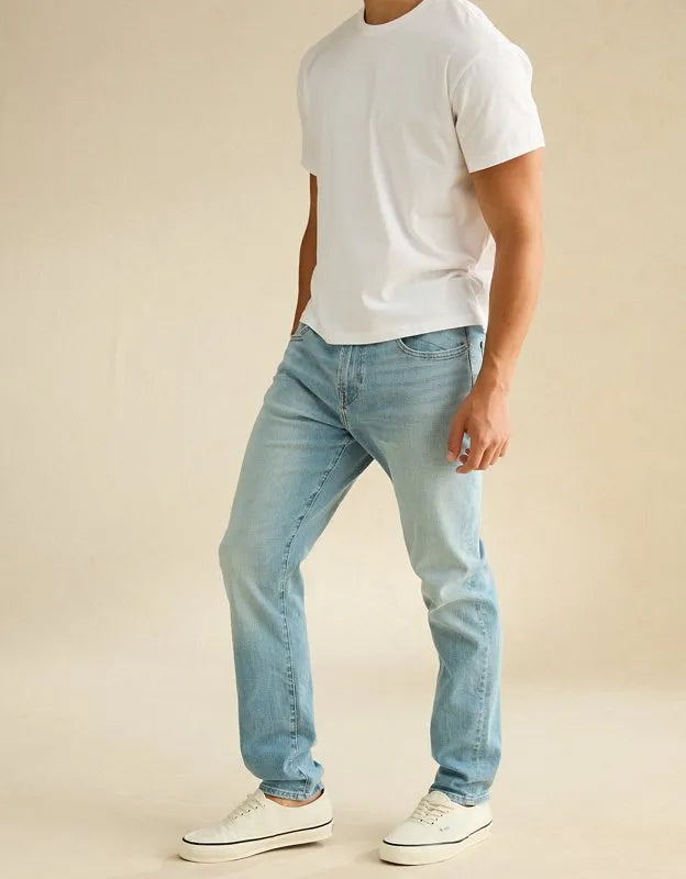AE Athletic Fit Jean