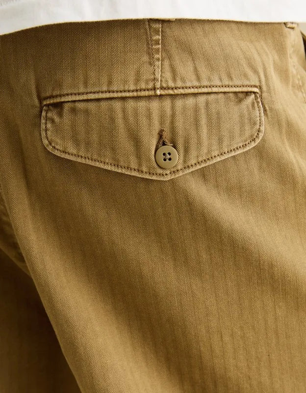 AE Loose Fit Lived-In Pleated Khaki Pant