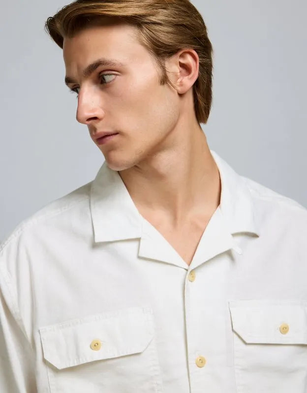 AE77 Linen-Blend Camp Collar Surplus Shirt
