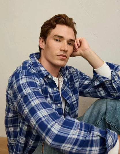 AE Standard Fit Twill Button-Up Shirt