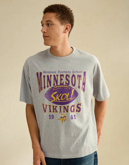 NFL Boxy Fit Minnesota Vikings Graphic T-Shirt