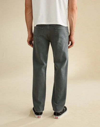 AE Slim Straight Jean