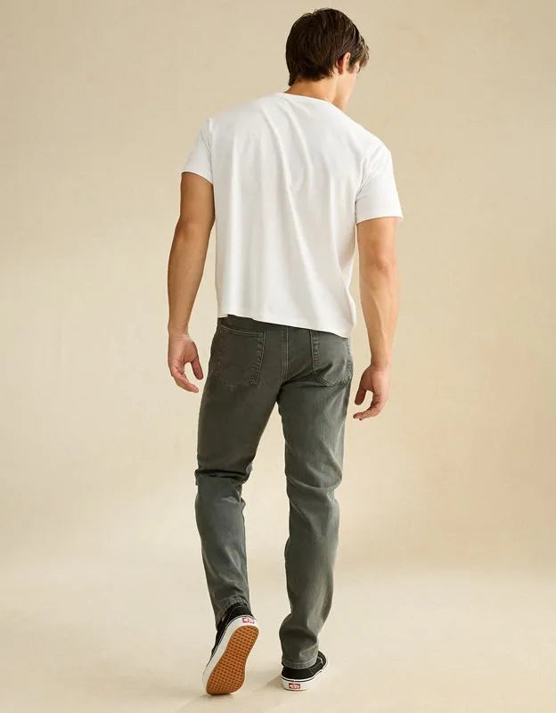AE Athletic Fit Jean