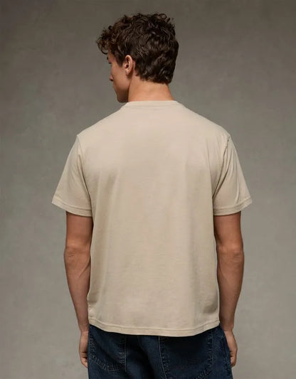 AE Standard Fit Lightweight Logo Graphic T-Shirt