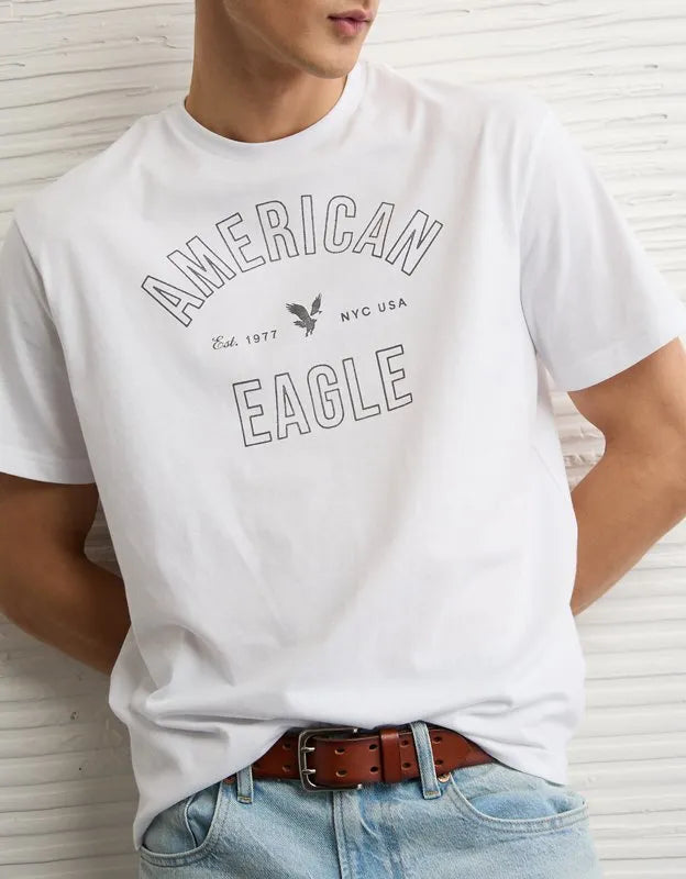 AE Standard Fit Lightweight Logo Graphic T-Shirt