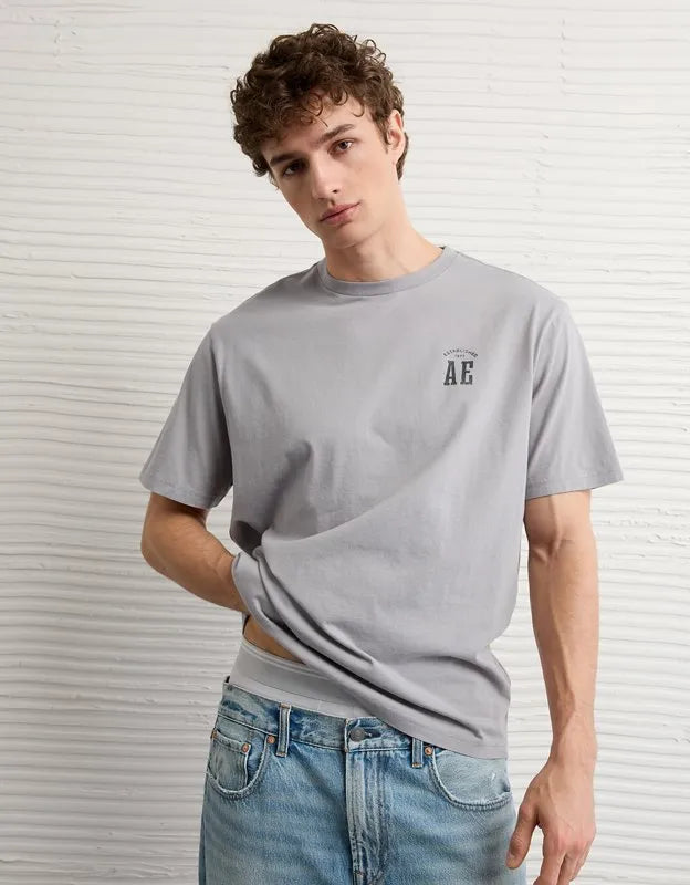 AE Standard Fit Logo Graphic T-Shirt