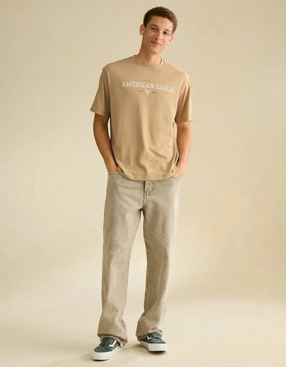 AE Standard Fit Lightweight Logo Graphic T-Shirt