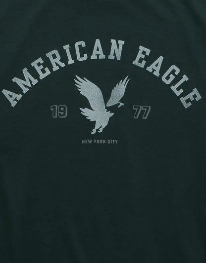 AE Standard Fit Lightweight Logo Graphic T-Shirt