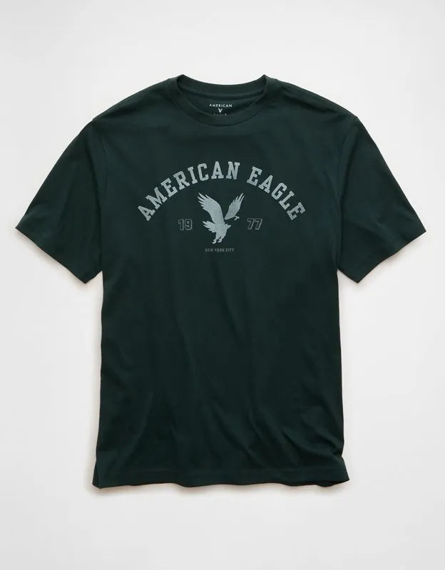 AE Standard Fit Lightweight Logo Graphic T-Shirt