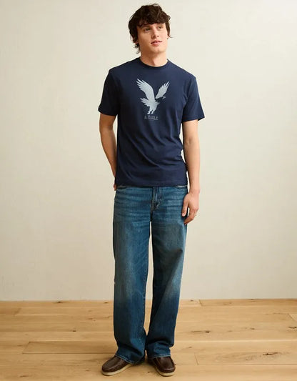 AE Standard Fit Lightweight Logo Graphic T-Shirt