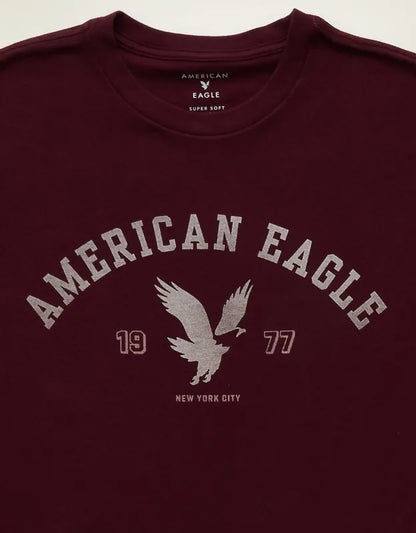 AE Standard Fit Lightweight Logo Graphic T-Shirt