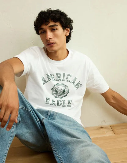 AE Standard Fit Graphic Logo T-Shirt