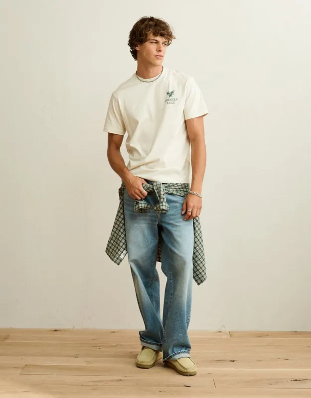 AE Standard Fit Graphic Logo T-Shirt