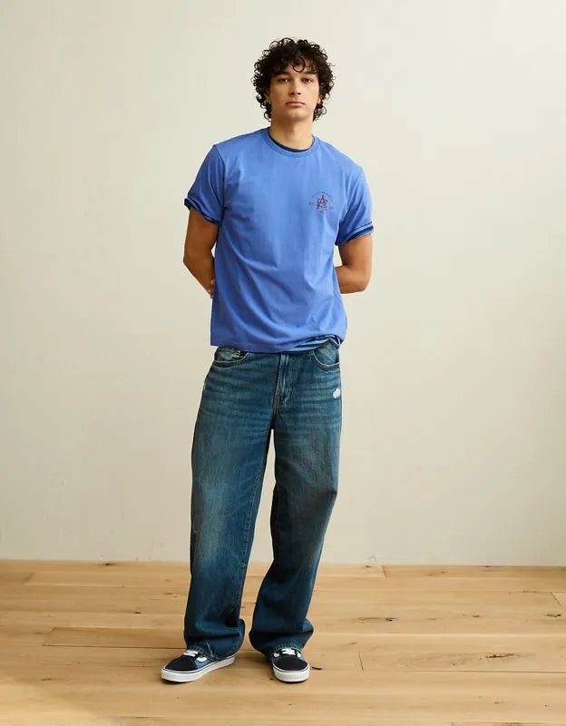 AE Standard Fit Graphic Logo T-Shirt