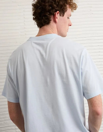 AE Standard Fit Snoopy Graphic T-Shirt