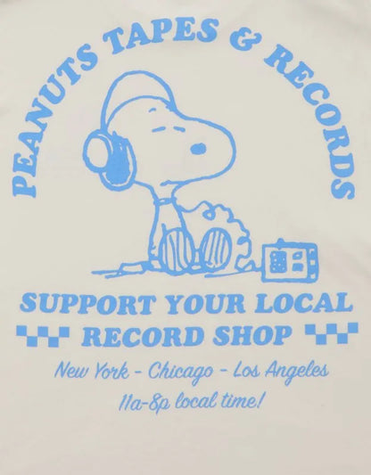 AE Standard Fit Snoopy Graphic T-Shirt