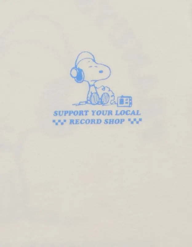 AE Standard Fit Snoopy Graphic T-Shirt