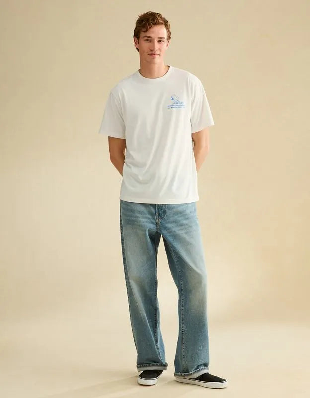 AE Standard Fit Snoopy Graphic T-Shirt