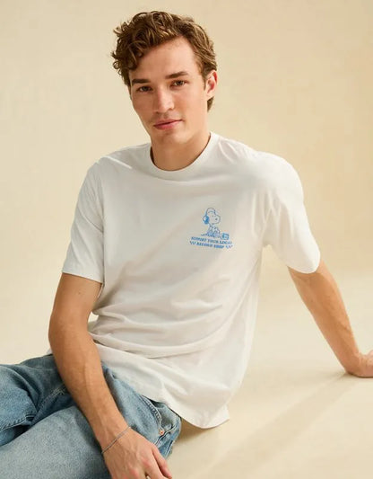 AE Standard Fit Snoopy Graphic T-Shirt