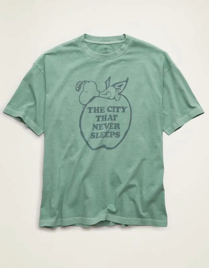 AE Boxy Fit Snoopy Graphic T-Shirt
