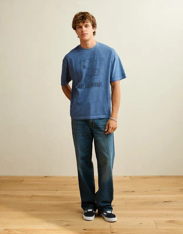 AE Boxy Fit Snoopy Graphic T-Shirt