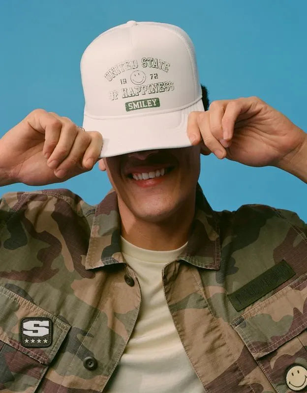 AE | Smiley® Trucker Hat
