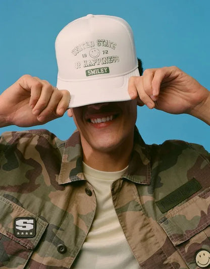 AE | Smiley® Trucker Hat