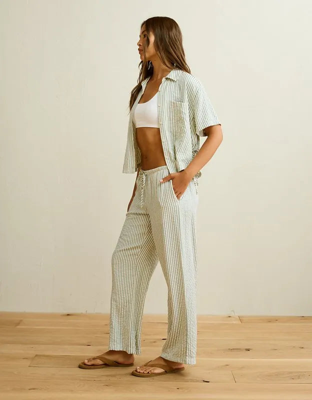 AE Seersucker Wide Leg Easy Pant