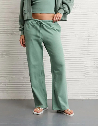 AE Saturday Mid-Rise Straight Pant