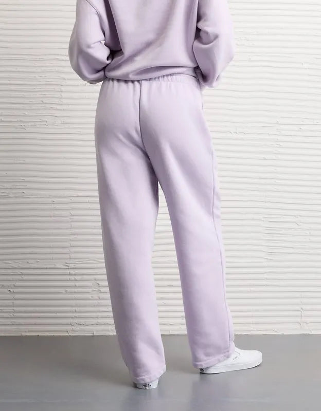 AE Everyday Luxe Barrel Sweatpant