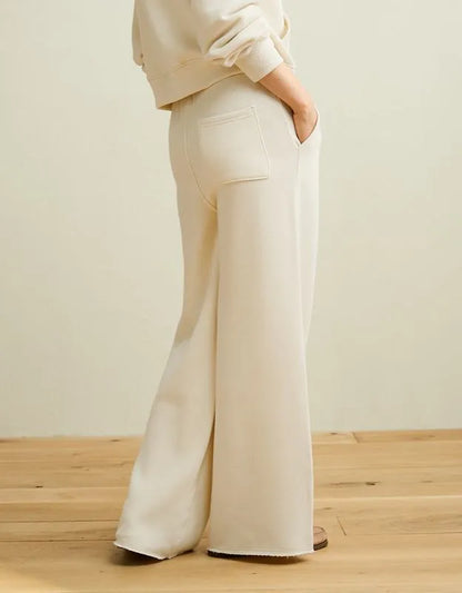 AE Campus Low-Rise Wide-Leg Sweatpant