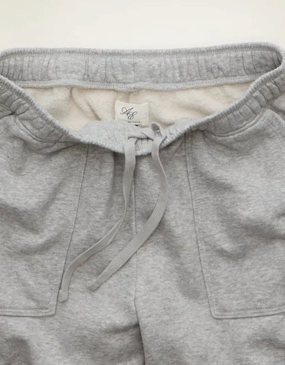 AE Everyday Luxe Cargo Wide-Leg Sweatpant