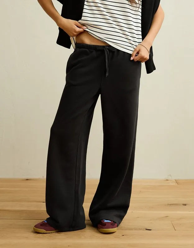 AE Everyday Luxe Straight Sweatpant