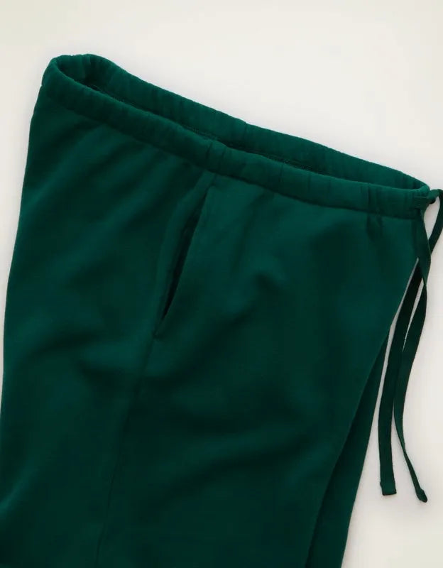 AE Everyday Luxe Straight Sweatpant
