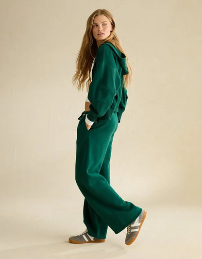 AE Everyday Luxe Straight Sweatpant
