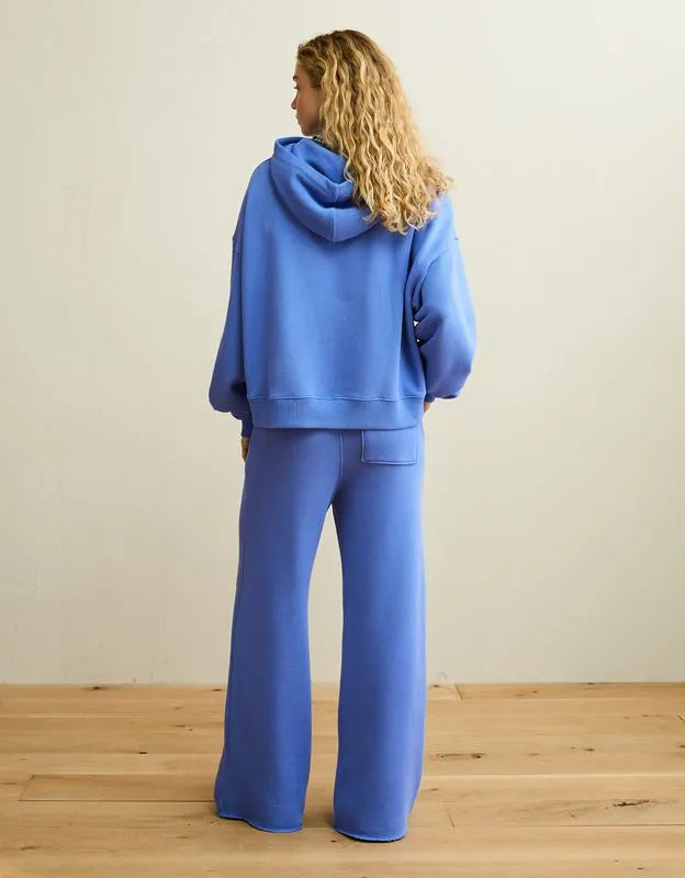 AE Campus Low-Rise Wide-Leg Sweatpant