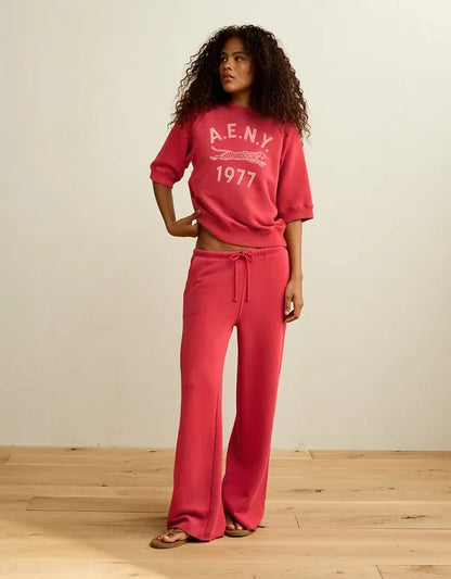 AE Campus Low-Rise Wide-Leg Sweatpant