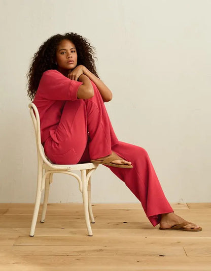 AE Campus Low-Rise Wide-Leg Sweatpant