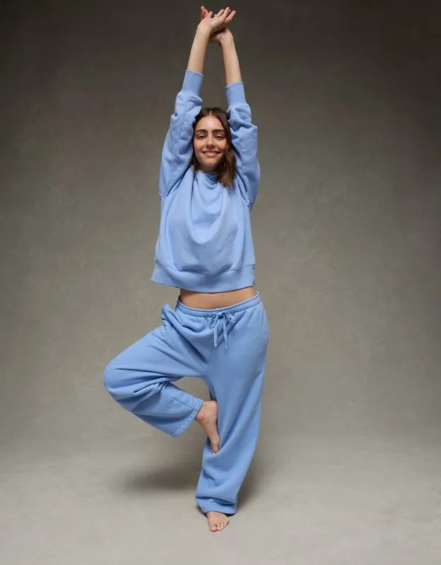 AE Everyday Luxe Barrel Sweatpant